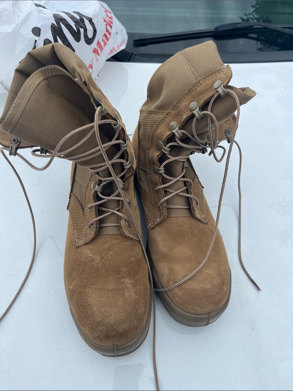 Belleville Men's Tan Military-Style Boots - Lightweight Durability
